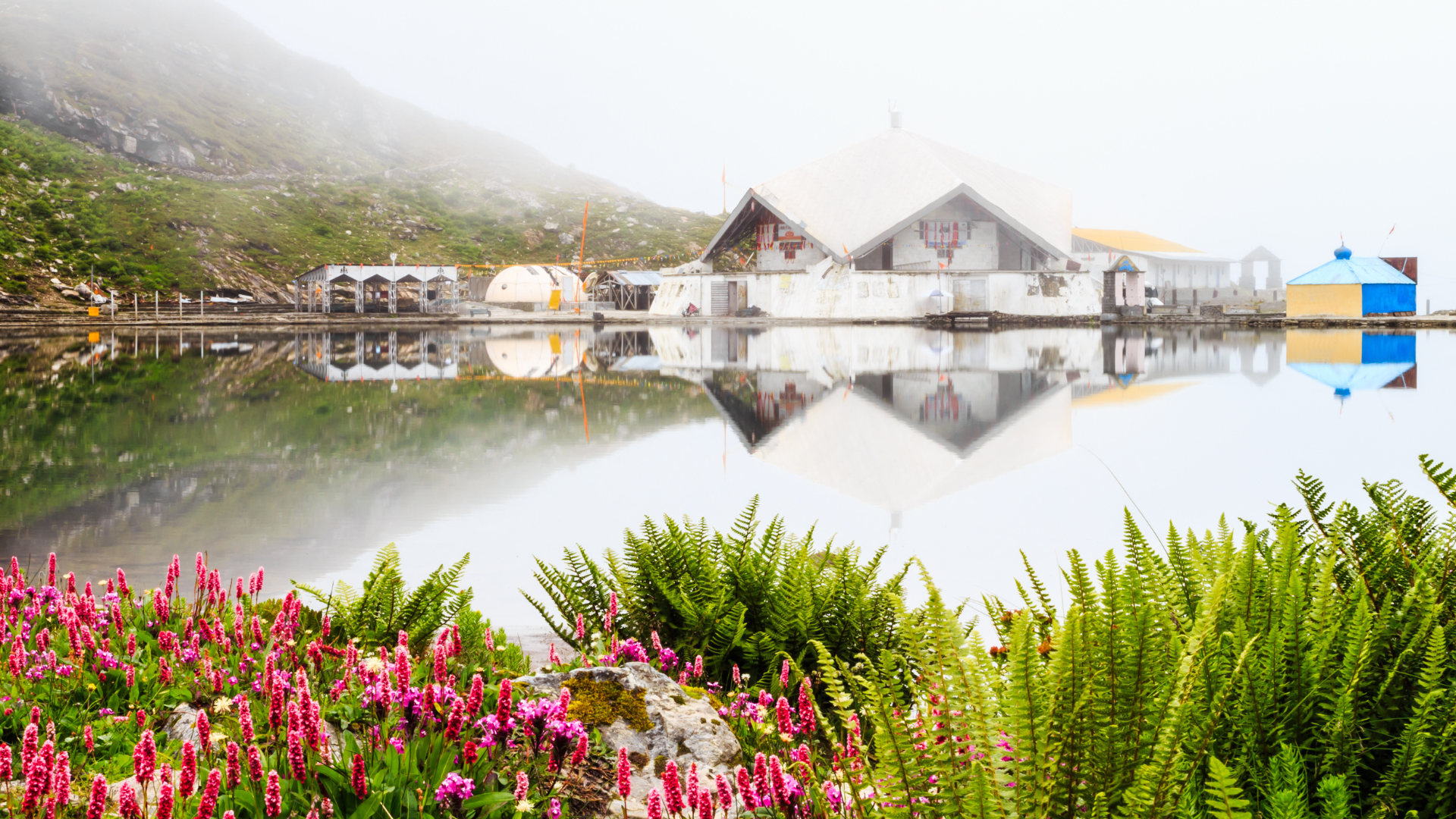 Valley of Flowers & Hemkund Sahib Trek